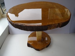 tawny b table